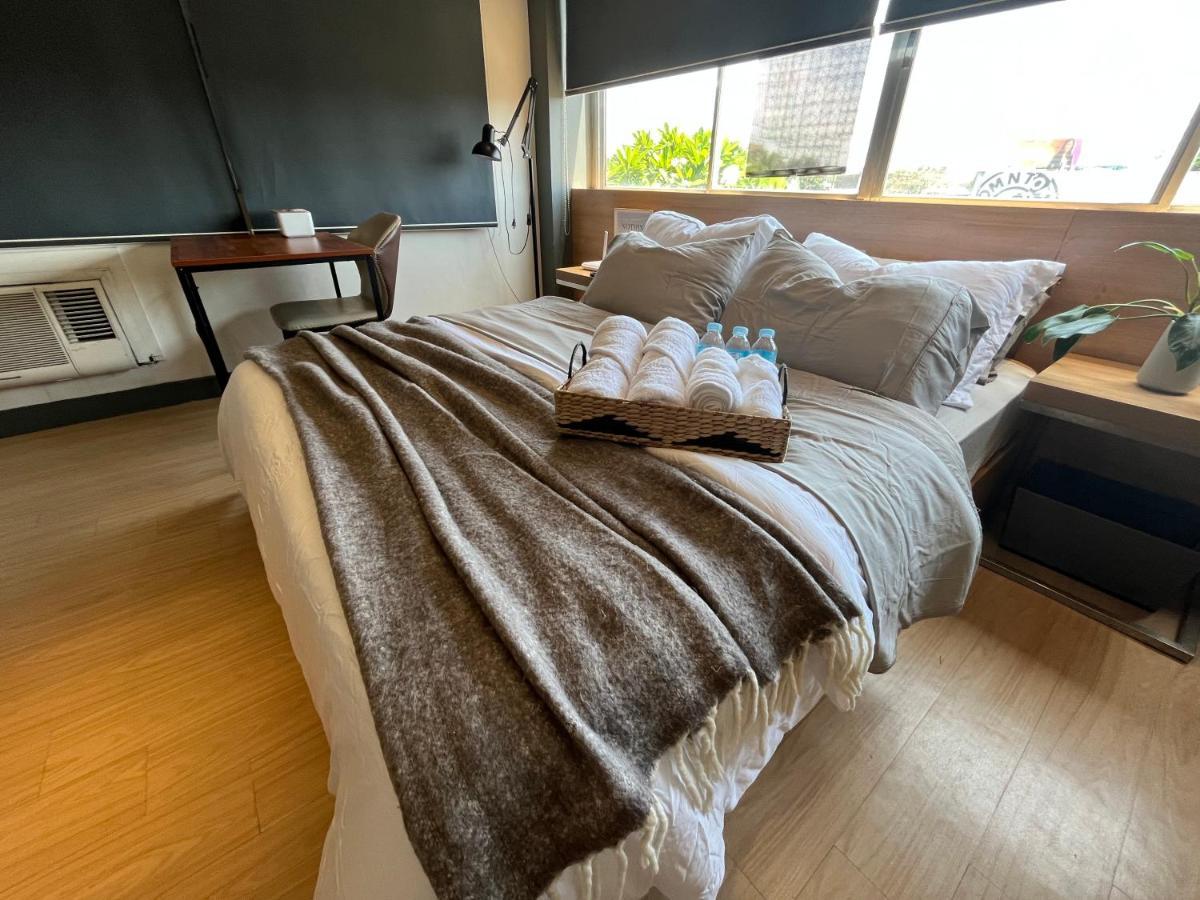 The Upperroom @ Real Suites Bacolod Zewnętrze zdjęcie