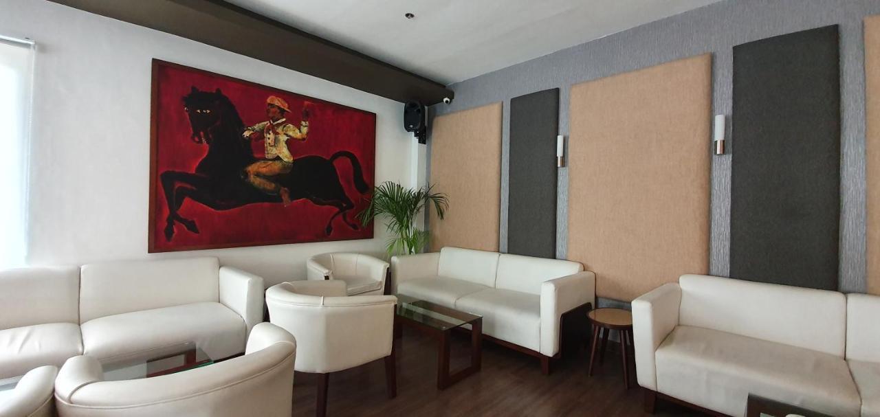 The Upperroom @ Real Suites Bacolod Zewnętrze zdjęcie